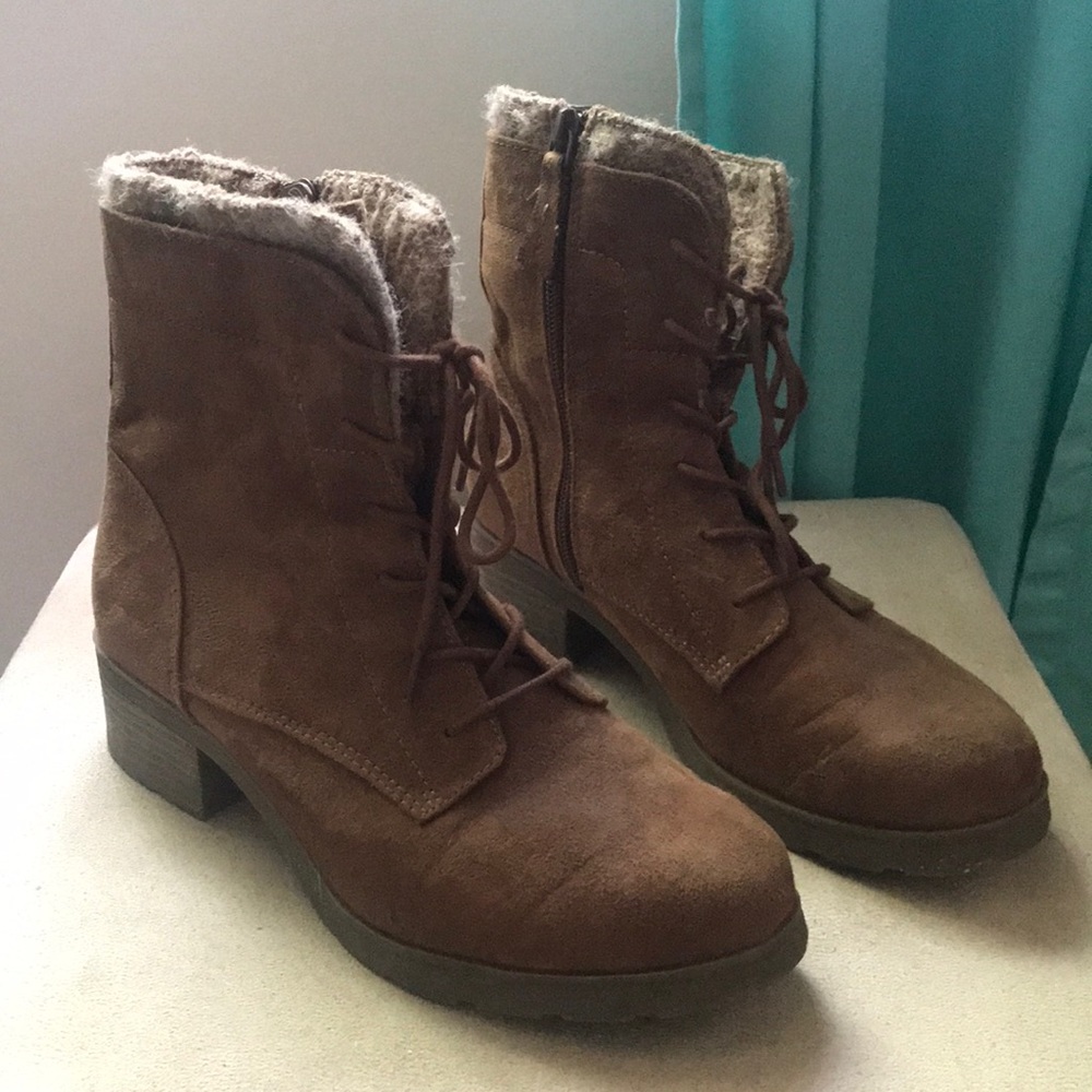 Suede Brown Boots